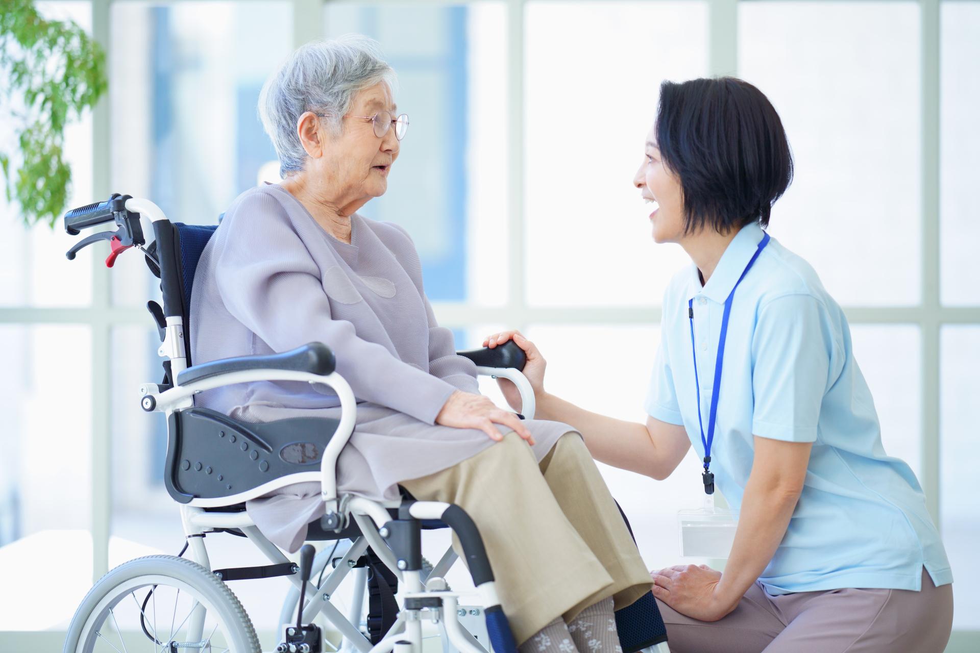 医療・介護・福祉の仕事内容をわかりやすく解説！“人のためになる仕事”とは？