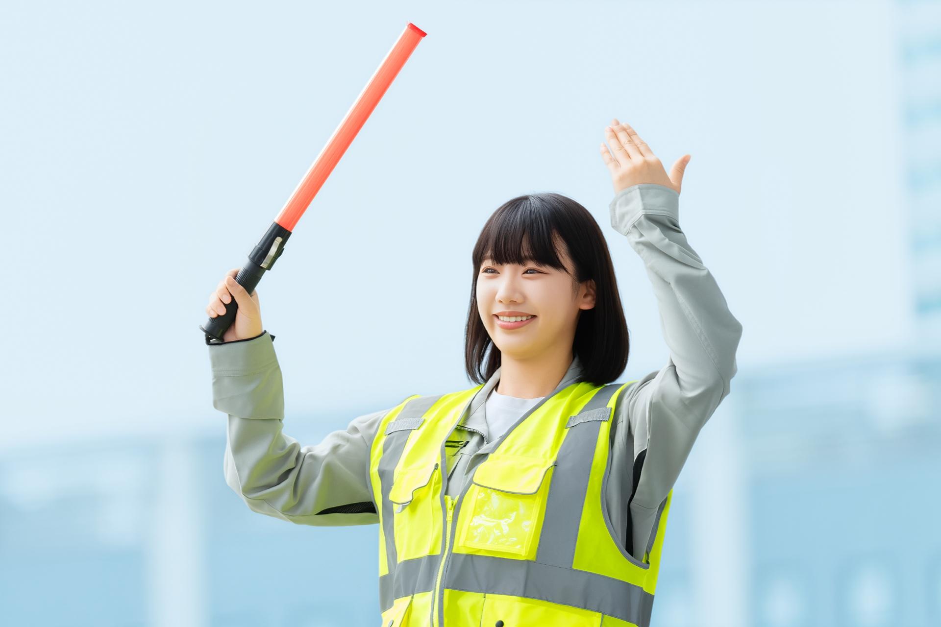 警備の求人が多い理由は「仕組み」にある。会社と現場の違いが分かる業界入門